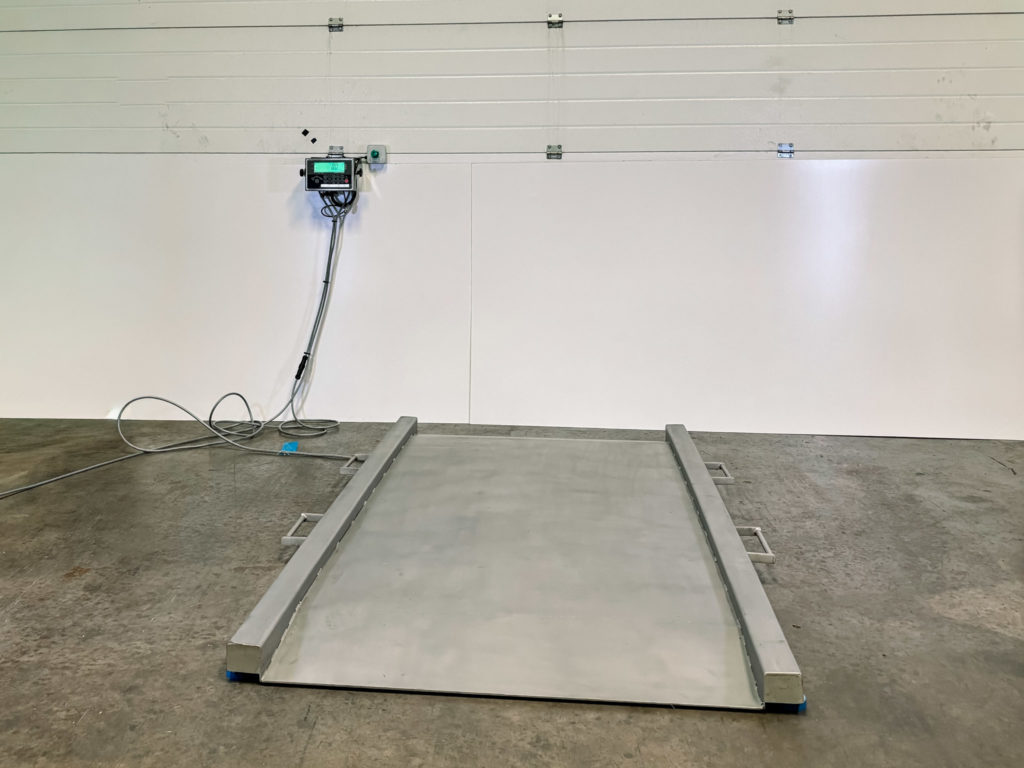 bespoke platform scale for large containers