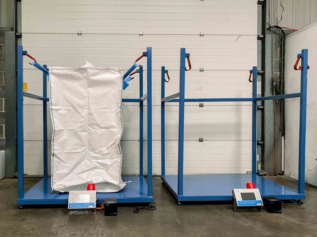 bag filling weighing platform with warning light