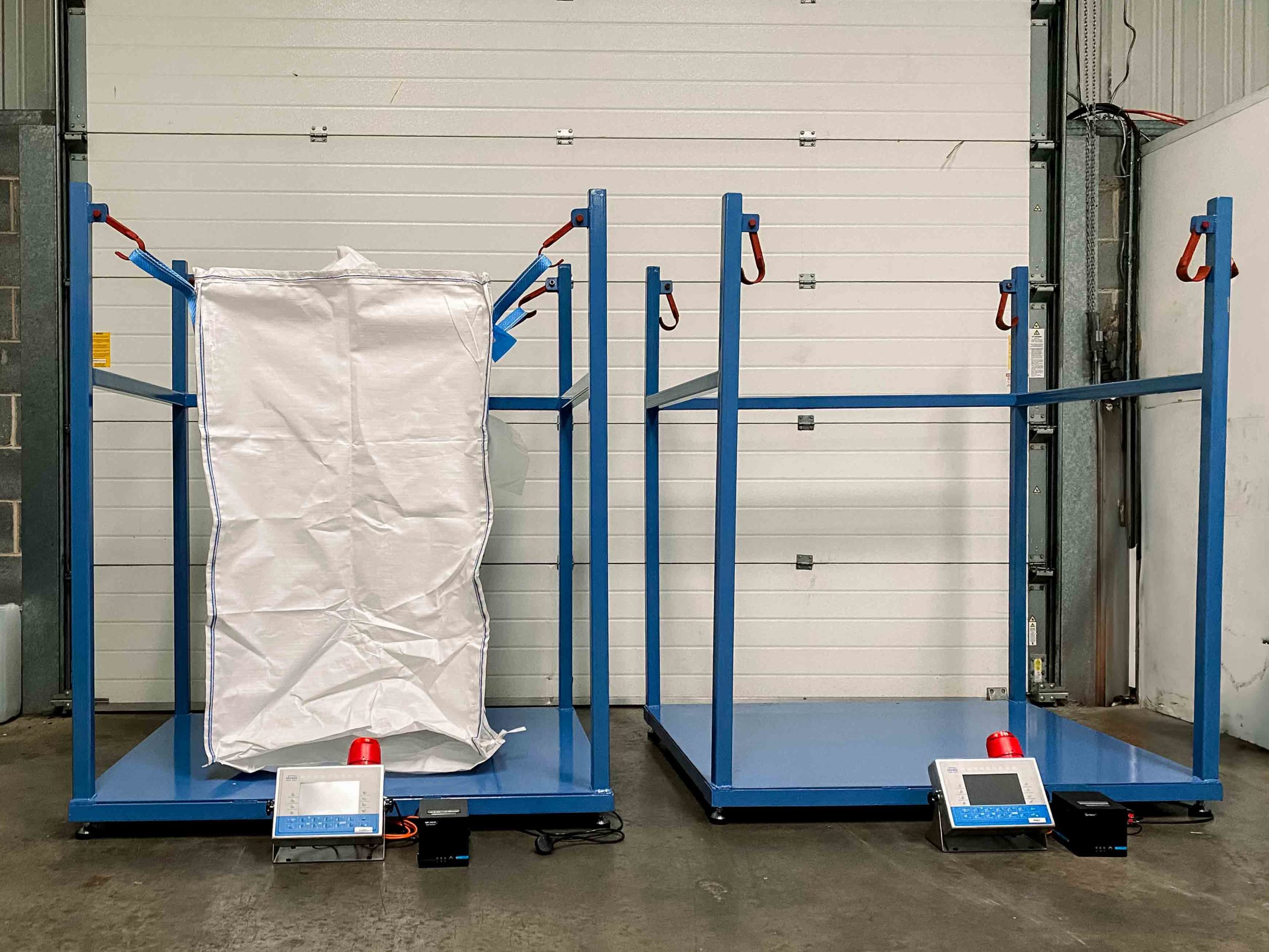 bag filling weighing platform with warning light